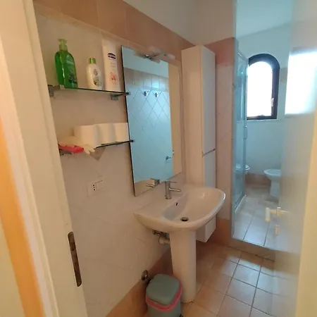 Apartamento Parco Degli Angeli Centro Parking Free Train Station Zone *