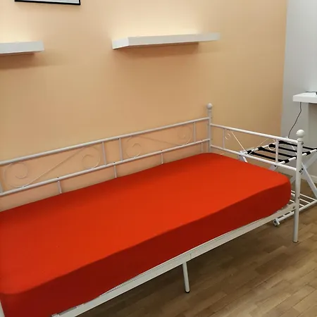 Apartamento Parco Degli Angeli Centro Parking Free Train Station Zone